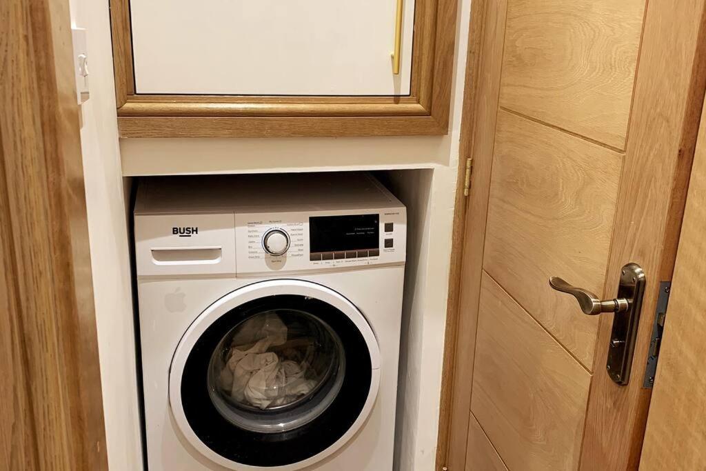 Stylish And Cosy 3 Bedroom Appartment Londres Extérieur photo